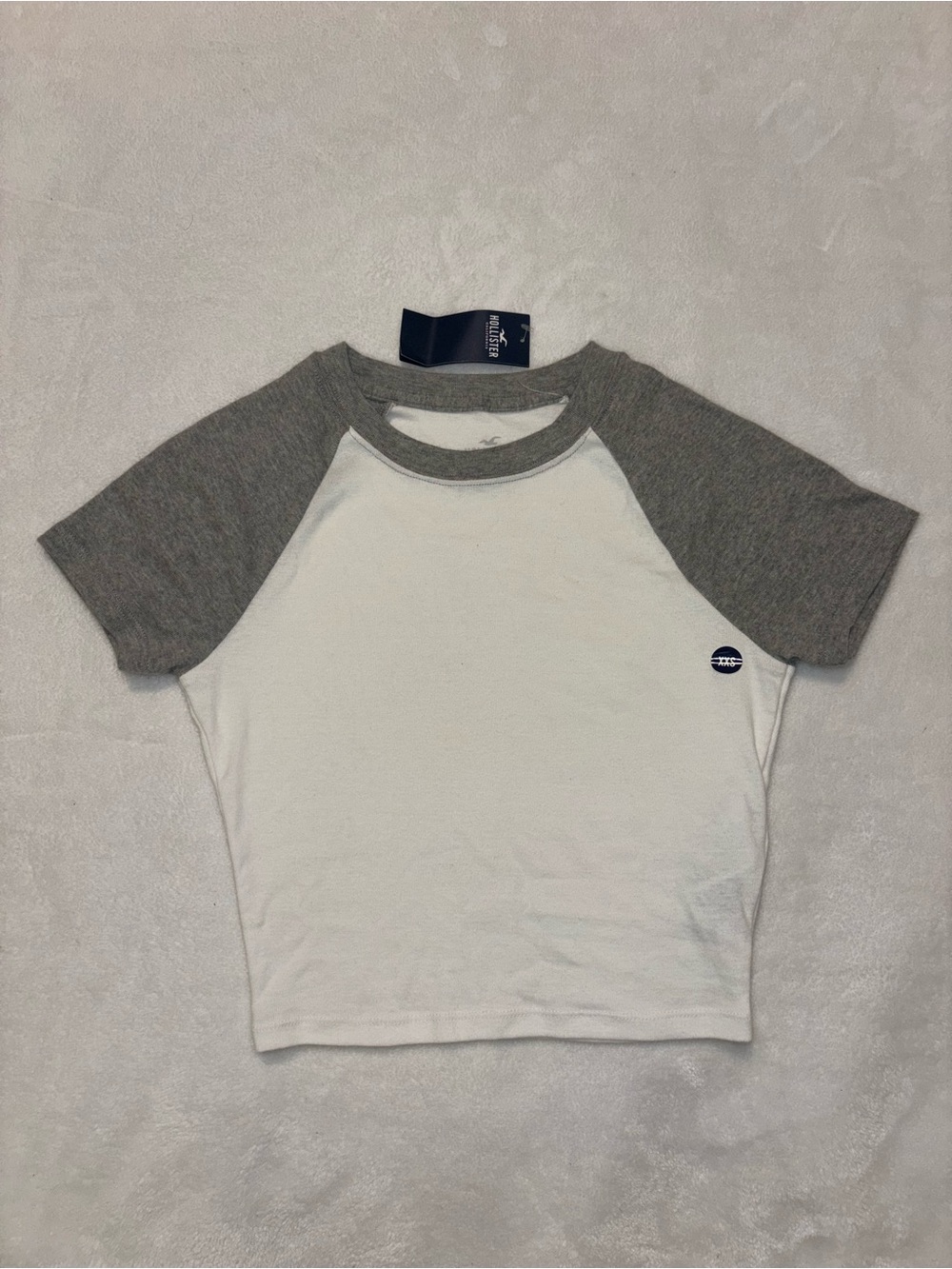 NWT women’s Hollister Co. white & gray baby tee with gray sleeves, size XXS